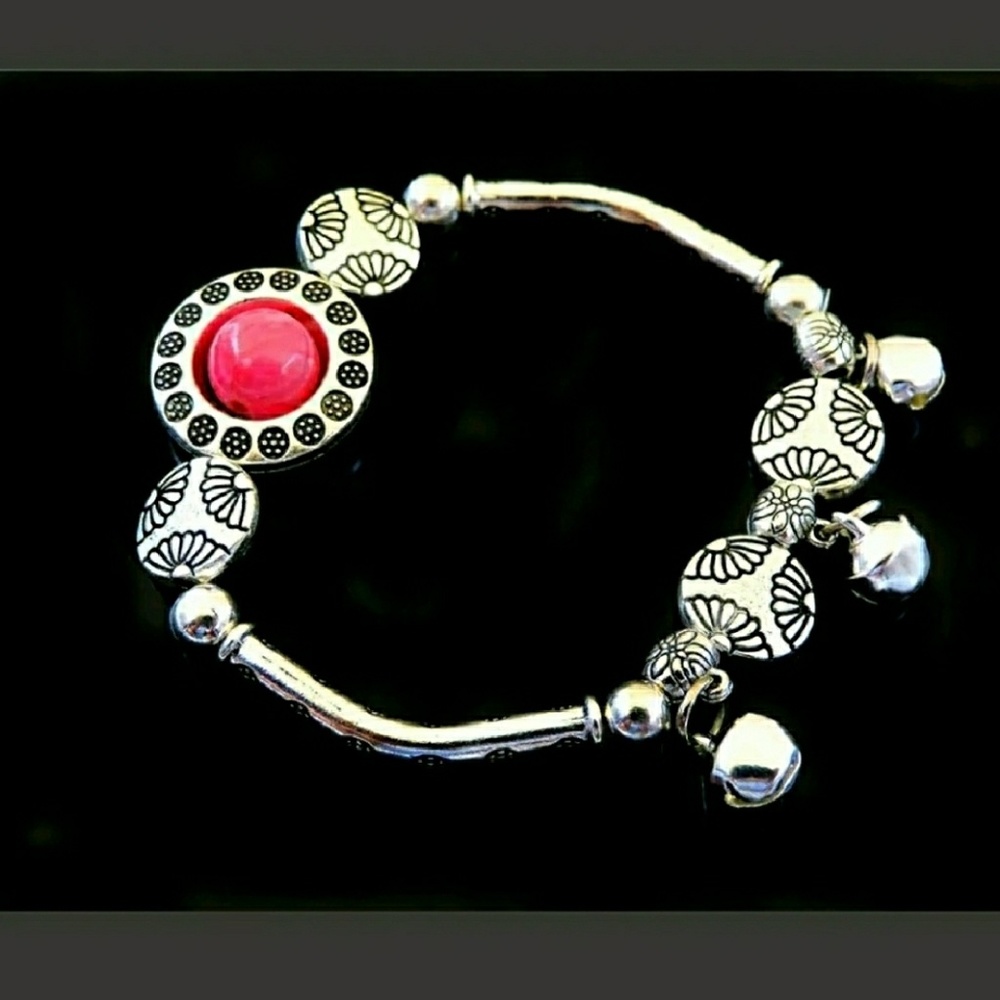 🆕 Beautiful Kawaii Rainbow Bracelet